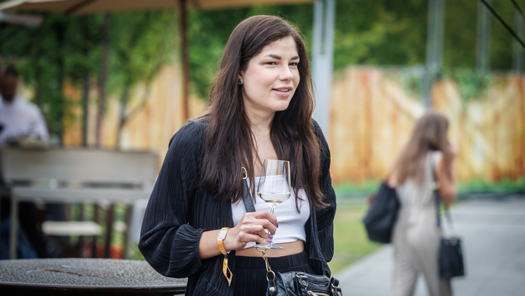 Véget ért Gáspár Evelin karrierje a Külügyminisztériumnál, üzent a károgóknak is