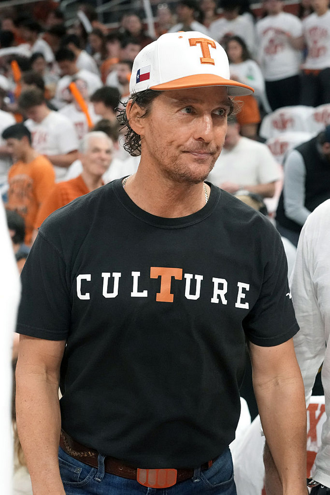 Matthew McConaughey malibui lakókocsijaMilo Ventimiglie mellett egy másik férfi színész is büszke saját lakókocsijára