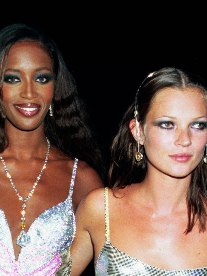 Régen és most: ennyit változtak az évek során a '90-es évek legdögösebb divatikonjai