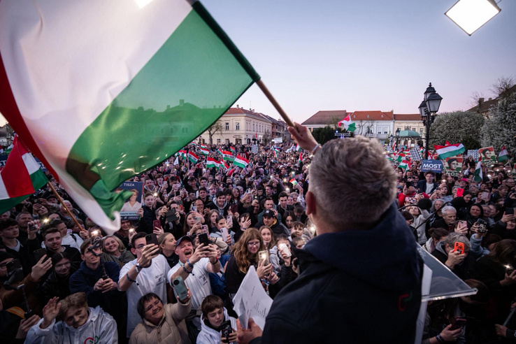 Magyar Péterék egy halom drasztikus ígéretet tettek, de ezek java egy forintba sem kerülne