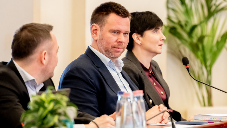 Vitézy Dávid rögtön közlekedési reformokat helyezett kilátásba miniszteri kinevezése után