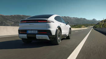 911-esnek sminkelt SUV: lehullott a lepel a Cayenne Coupéról