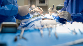 Nem lehet ekkora adósságtengerben működtetni az egészségügyet