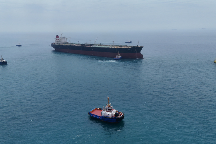 Csalók szednek hajópénzt a Hormuzi-szorosban