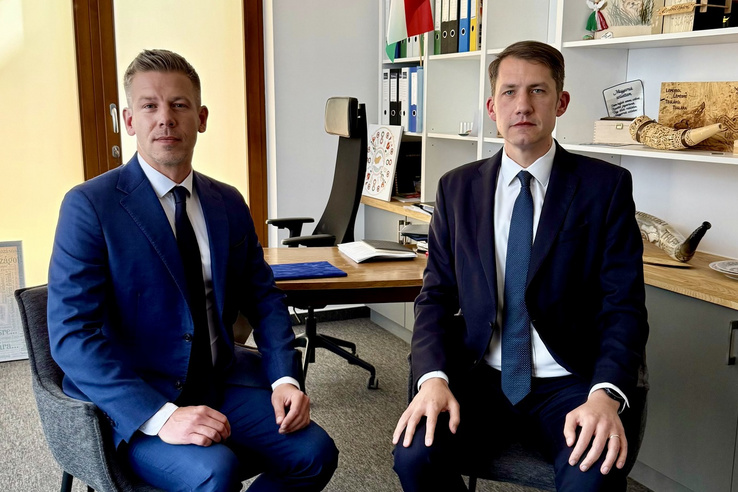 Magyar Péter fogadta a VMSZ elnökét, tíz évre visszamenő vizsgálatot indítanak