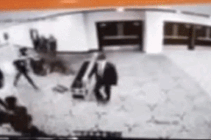 Merényletkísérlet Donald Trump ellen, a lövöldözés után elszabadult a káosz