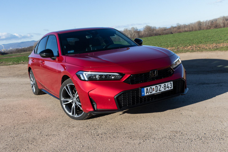 Tessék csak hagyni, a Civic jobban tudja