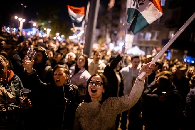 Hogy dőlt le egyetlen nap alatt a&nbsp;hallgatás fala április 12-én? – Választás utáni pszichológia