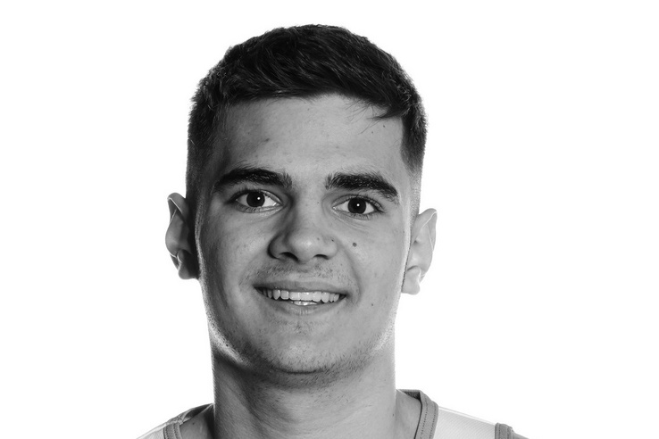 Meghalt a fiatal pécsi kosaras, csatornába borult az&nbsp;autójával Fonyódnál