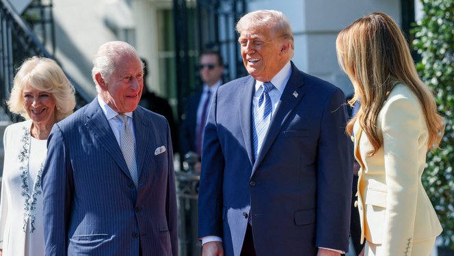 Amerikában tojásokon jár III. Károly király, de Trumpnak is vissza kell fognia magát