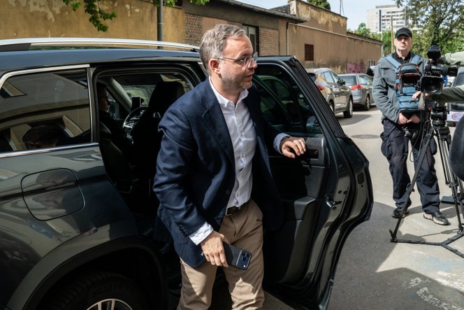 Orbán Balázs rövidre zárta a kérdéseket, hogy miért csak egy hónapra ül be a&nbsp;parlamentbe