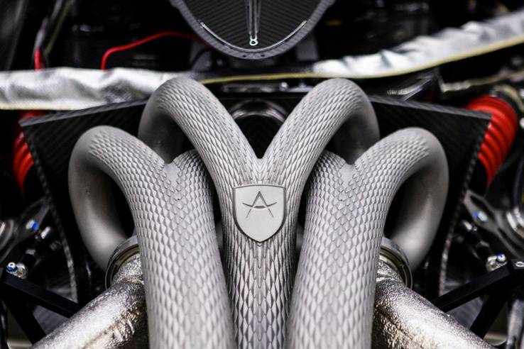 Sárkánypikkely került az Apollo 3D nyomtatott, titán kipufogójára – okkal