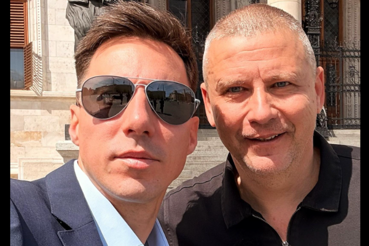 Radnai Márk és Ruszin-Szendi Romulusz mesterkedik valamiben, különleges meglepetéssel készülnek