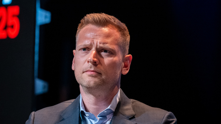 A Financial Times szerint a NER-hez közel álló milliárdosok menekítik vagyonukat Magyarországról, Matolcsy Ádám reagált