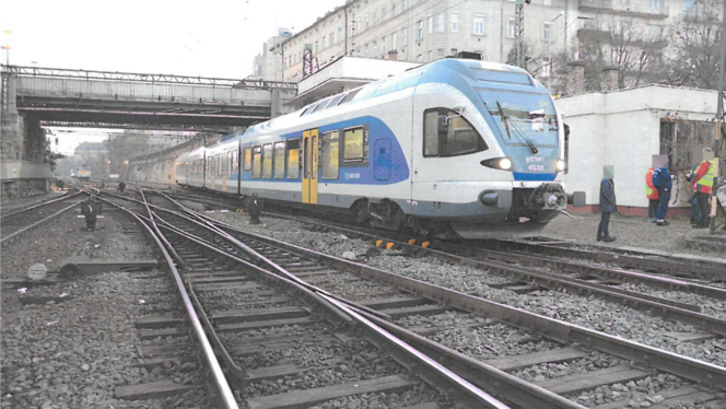Áthajtott a tilos jelzésen, 60 utast veszélyeztetett egy mozdonyvezető a Déli pályaudvarnál