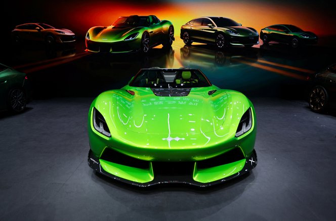 Kína megint letarolt mindent, ilyen autókat futurisztikus filmekben sem látni