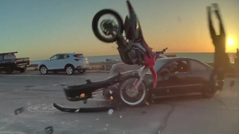 Kiütötték alóla a motort, elsétált, később már nem bírt felkelni a földről