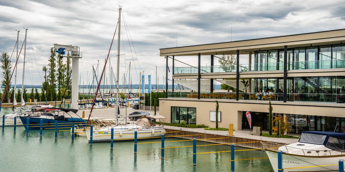 Tavaly még Rácz Jenő vitte a helyet, most a budapesti Bobo veszi át az éttermet Alsóörsön