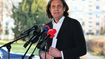 Megszólalt Deutsch Tamás, a 7-es cikkelyes eljárás azonnali megszüntetését kezdeményezi