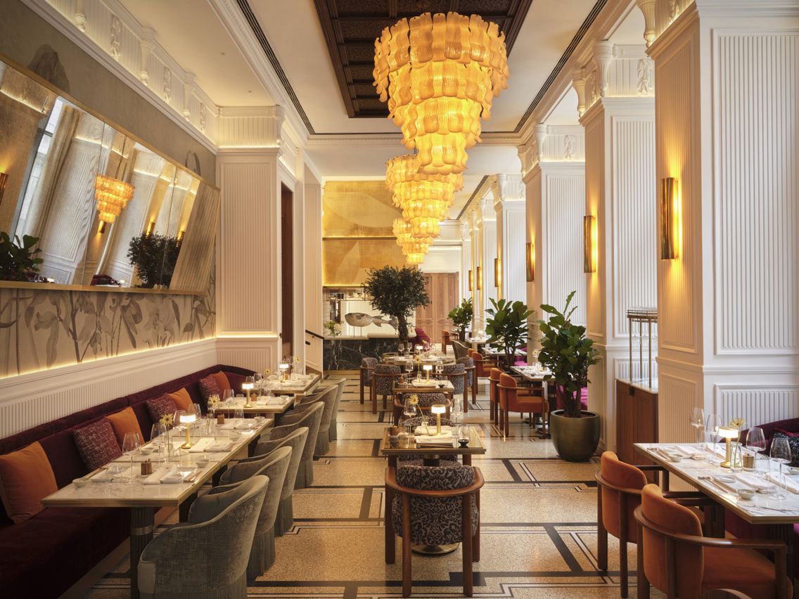 The St Regis Budapest - 99 Sushi Bar & Restaurant