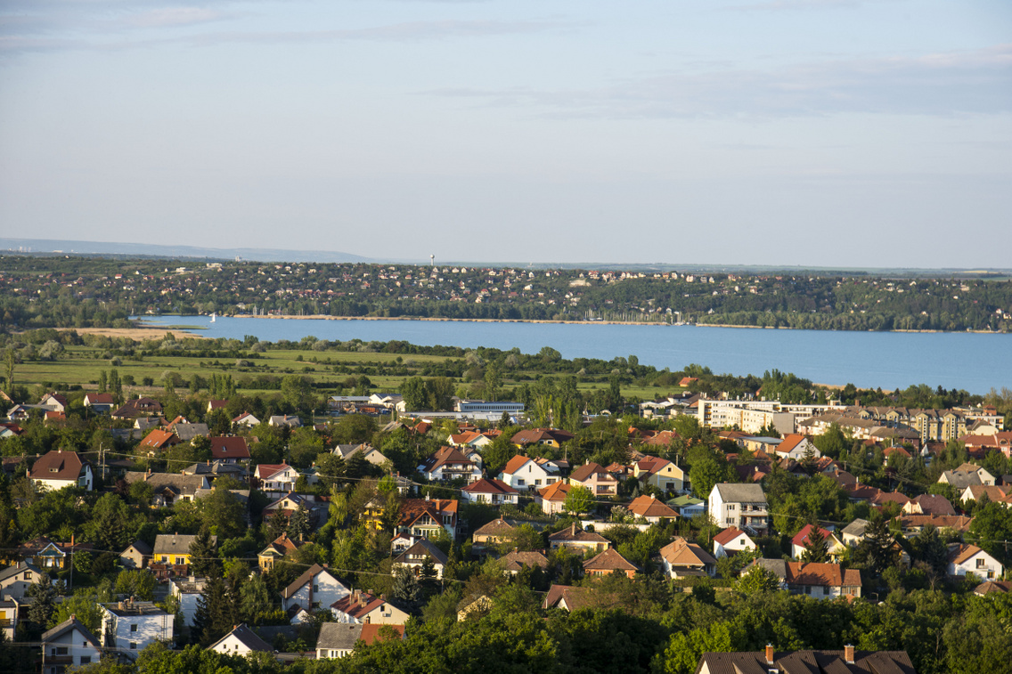 ovari-messzelato korosi-tamas 20160429