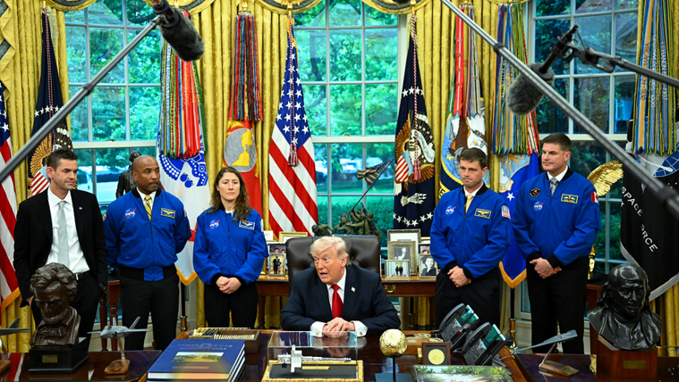 Donald Trump mondott egy bődületeset, Tarjányi Péter kiröhögte