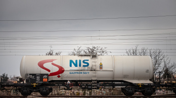 Szankciók, leállás, mégis profitnövekedés – mi történik a NIS-nél?