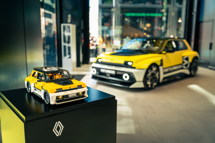 Fantasztikus Renault kisautó érkezett, a Legón múlik, hogy árulják-e