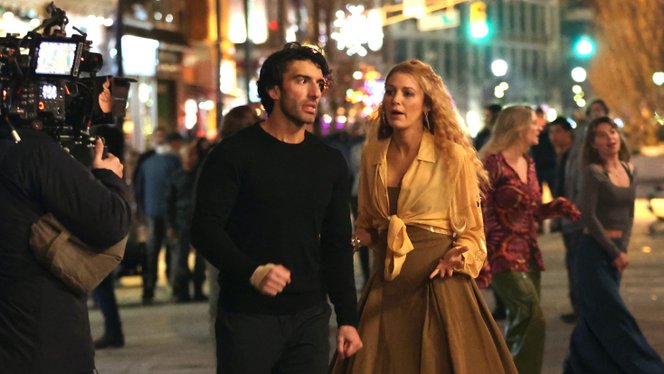 Blake Lively és Justin Baldoni peren kívül megegyezett