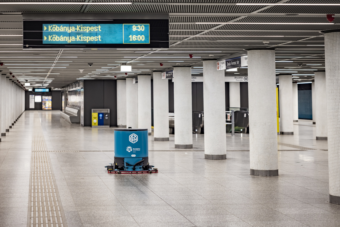 Bookazine metró bejárás 260227 Szabó Gábor 008