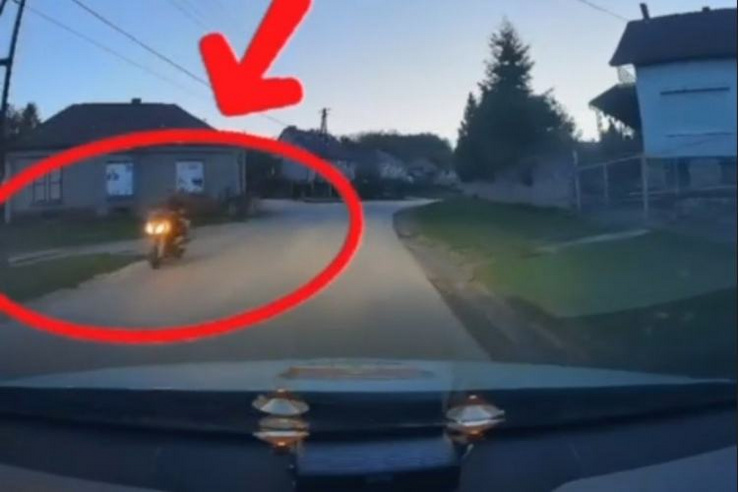 Sisak és jogsi nélküli ittas motorost üldöztek a rendőrök, rossz vége lett