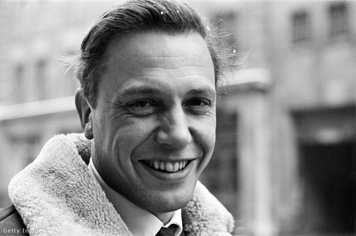 David Attenborough 1965 március 4-én, miután kinevezték a BBC2 vezetőjének