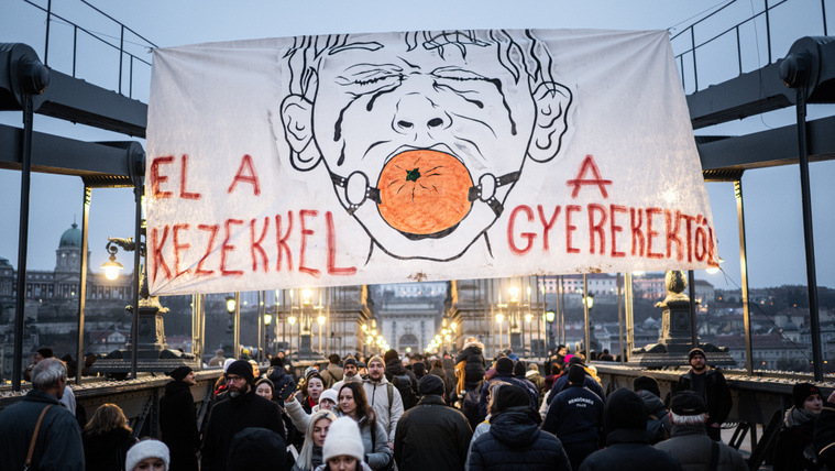 Zsolti bácsi, alkotmányos válság, elszabadult politikusok – 20 éve ugyanaz a lemez megy