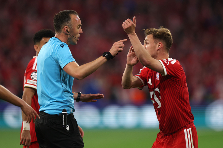Az UEFA felsőbb utasítása miatt nem kaphatott tizenegyest a Bayern a PSG ellen