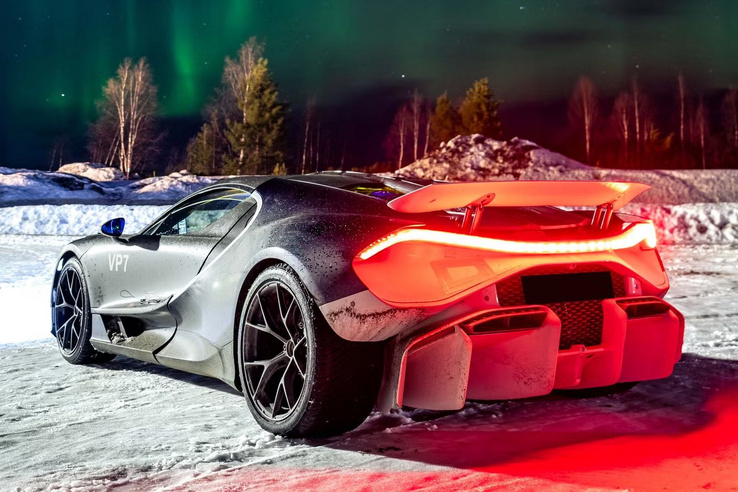 Befagyott tavon csapat a Bugatti, hogy neked már jó legyen a Tourbillon