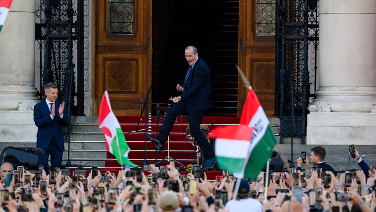 Ismét megőrül a világsajtó Hegedűs Zsoltért