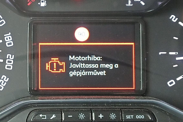 Eddig kétszer tört el a DPF a 40 ezret futott autó alatt, egymillió lenne a javítás