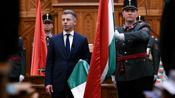Kijöttek a friss számok: a teljes megsemmisülés felé száguld a Fidesz, Magyar Péter tarol