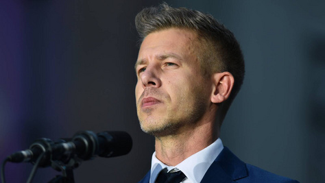 Íme Magyar Péter helyes nagyfia: a barna hajú Levi idén érettségizik