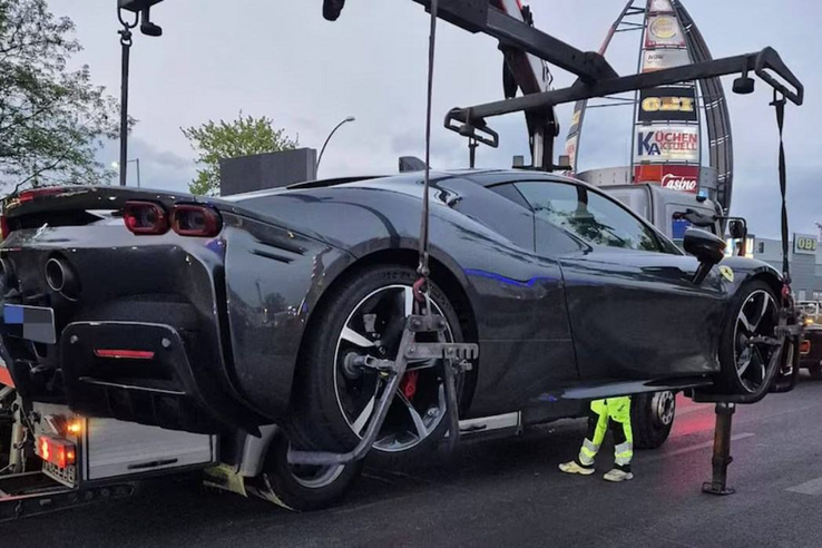 Ez a normális stílusom – magyarázkodott az extrém gyorshajtó ferraris Berlinben