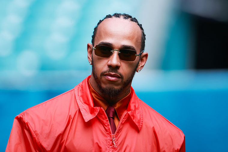 Lewis HamiltonA Ferrari pilótája hatalmas ingatlanportfólióval rendelkezik, de talán ez egyáltalán nem meglepő