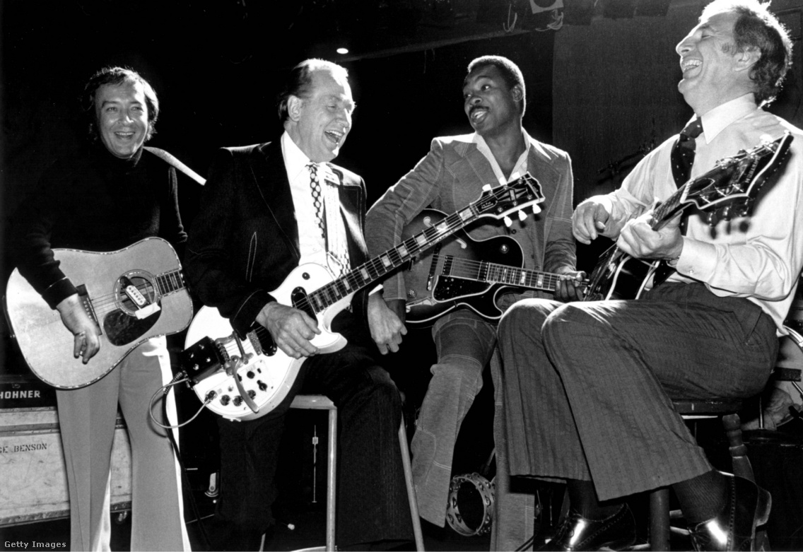 Nagy gitárosok egymás közt (balról jobbra): Szabó Gábor, Les Paul, George Benson és Bucky Pizzarelli (1979)