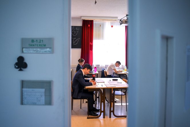 Alkalmanként szörnyű és aljas feladatsorokkal küzdöttek a diákok az érettségi második hetében
