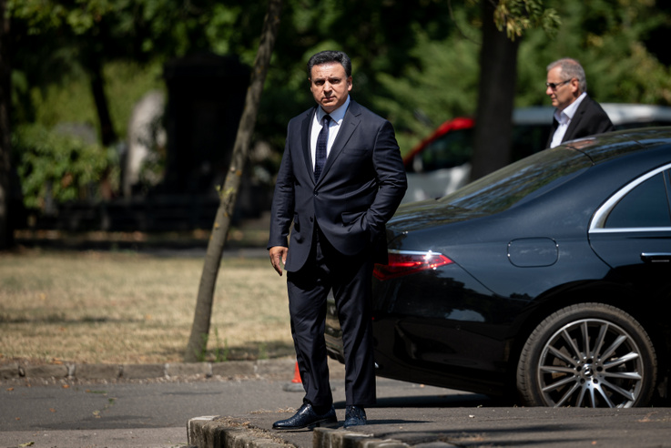 Újabb százmilliókat találtak, amelyek Mága Zoltán körénél landoltak