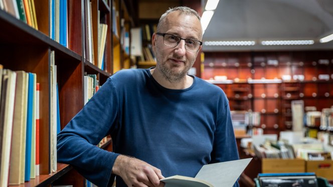 Június végén örökre bezár a legendás Múzeum körúti zenei antikvárium