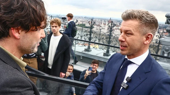 „Lógass ki a gatyámnál fogva!” - Magyar Péterrel futott össze Orbán korábbi sajtófőnöke