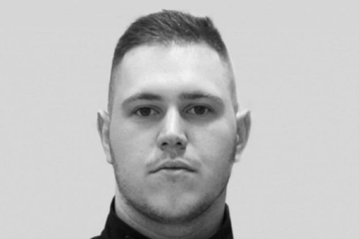 Továbbra is vezet a veszprémi rendőrt halálra gázoló férfi