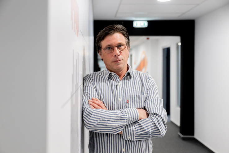 Hont András Magyar Péternek: Ez „copy paste kormányzás”, de legalább nem a kommentszekcióban rakják össze a törvényt
