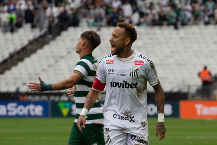 Véletlenül cserélték le Neymart a Santos bajnokiján, ez akár a vb-szereplésébe is kerülhet