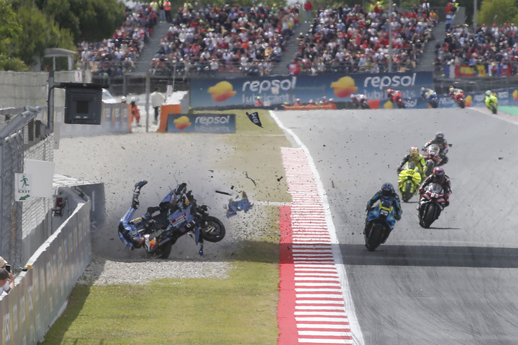 Márquez és Zarco hatalmasat bukott, de megúszták